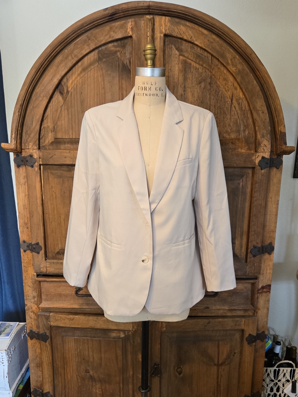 Women's Light Beige Single-Button Blazer — Classic Tailored Fit